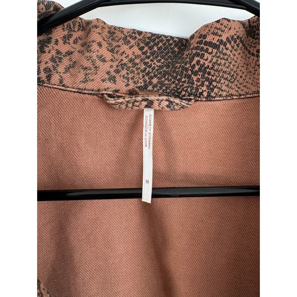 Free People Denim Snakeskin Jacket Boho Edgy Western Grunge Indie Festival Chic‎ - Picture 3 of 6